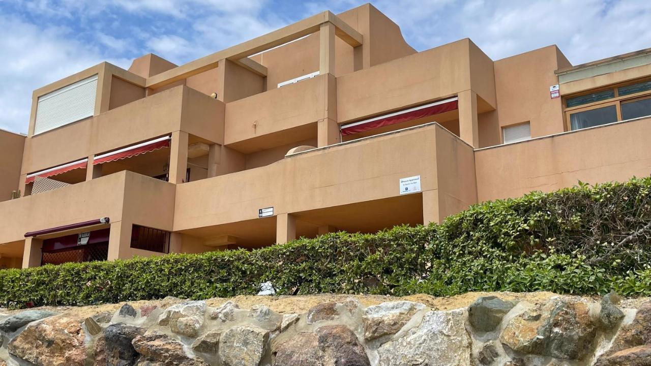 Xposure Beach Apartment مْبيرا المظهر الخارجي الصورة